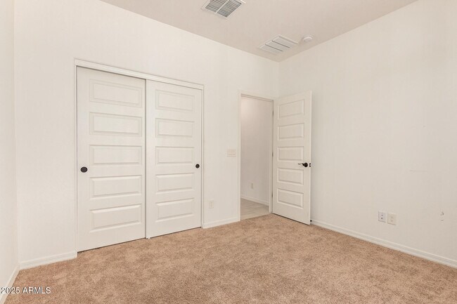 Building Photo - 12751 W Ocotillo Rd