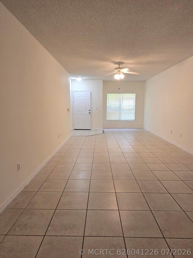 Building Photo - 10306 Fox Trail Rd S