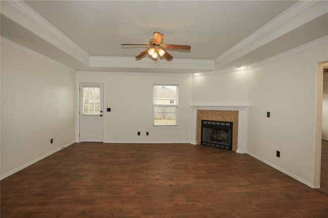 Building Photo - 900 SW River Rock St