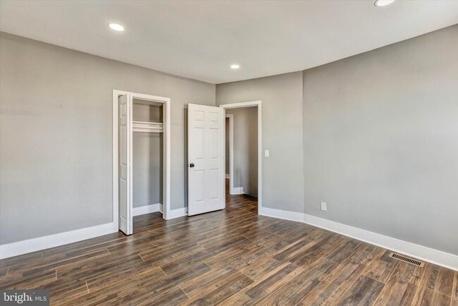 Building Photo - 3015 Spaulding Ave