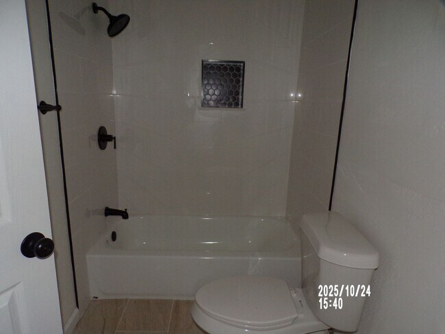 Building Photo - Fantastic redo