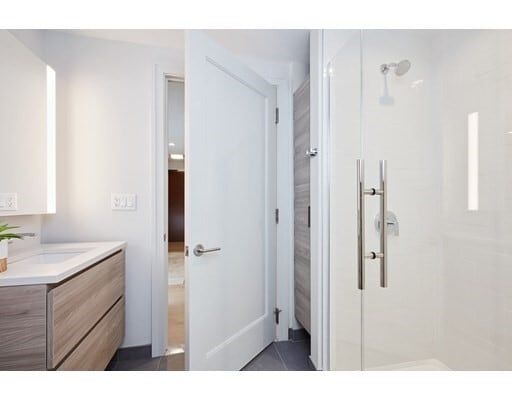 Building Photo - 135 Seaport Blvd