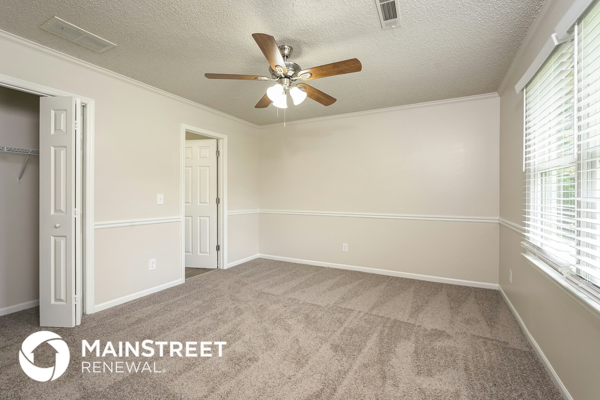 Building Photo - 5379 Buxbury Ct