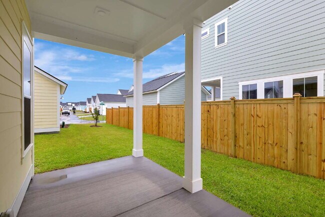 Building Photo - BRAND NEW CONSTRUCTION IN CARNES CROSSROADS - BE THE FIRST TO CALL IT HOME!