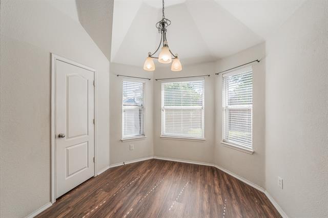 Building Photo - 2612 Redcedar Dr