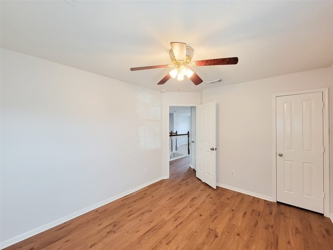 Building Photo - 6730 Wide Creek Dr