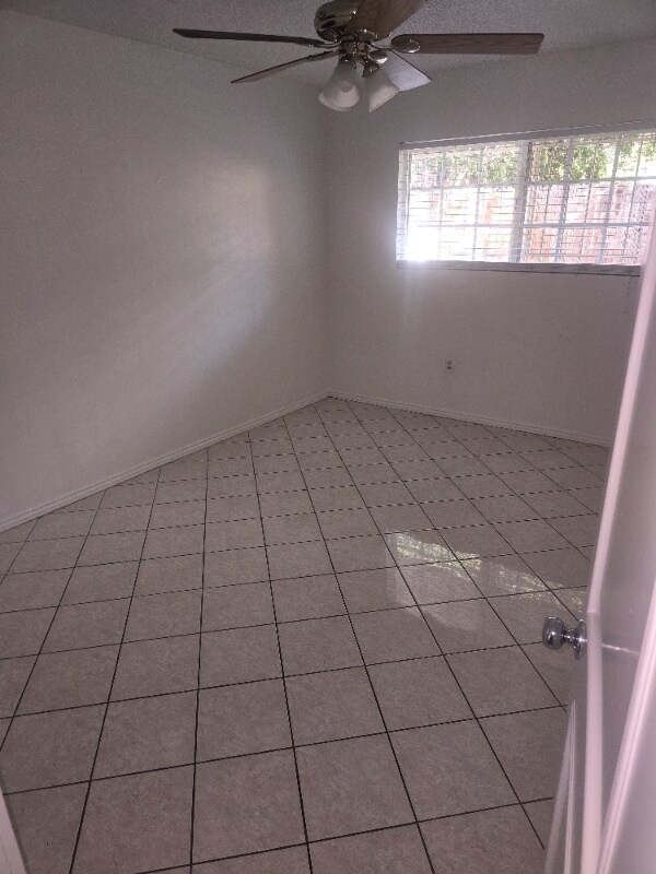 Building Photo - 11194 Magnolia Ave