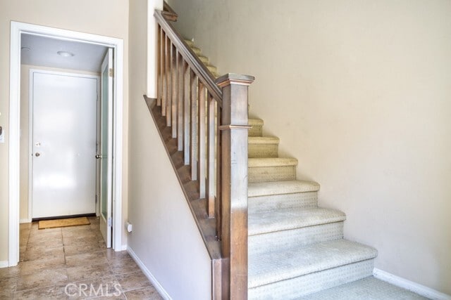 Building Photo - 17871 Shady View Dr