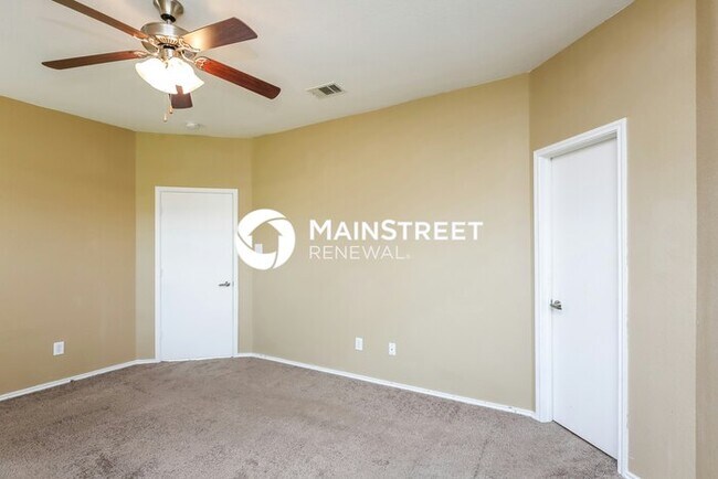 Building Photo - 3 Bedroom Pet-Friendly Home in Fort Worth,...