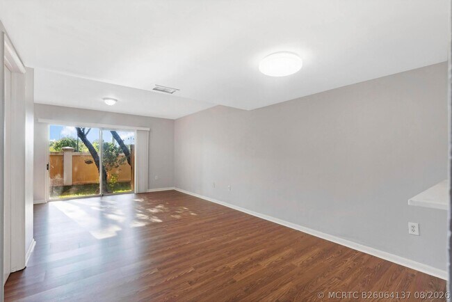 Building Photo - 4080 NW 90th Ave