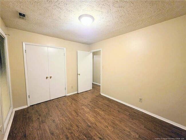 Building Photo - 1861 Tryon Dr