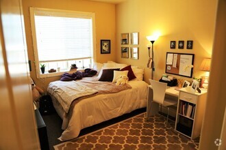 Building Photo - 5 Bed, 3.5 Bath By Sand Volleyball Courts