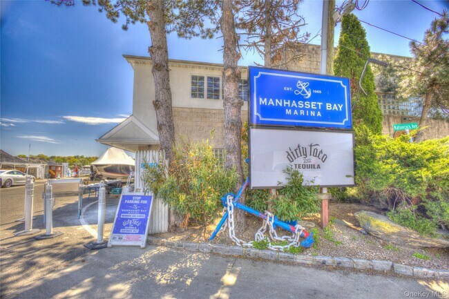 Building Photo - 3 Toms Point Ln