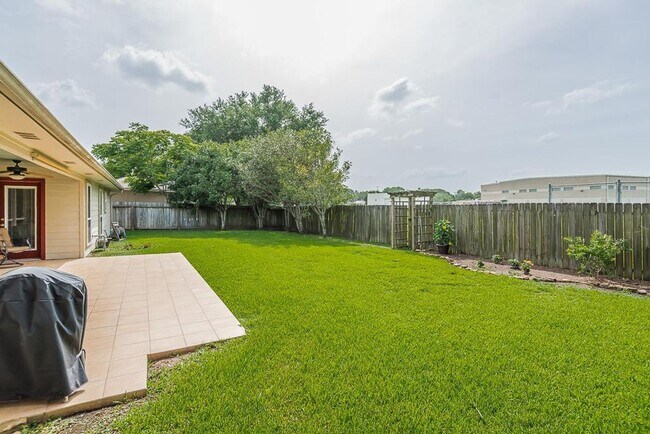 Building Photo - Zoned to CLHS! Updated One Story 4BR Home!