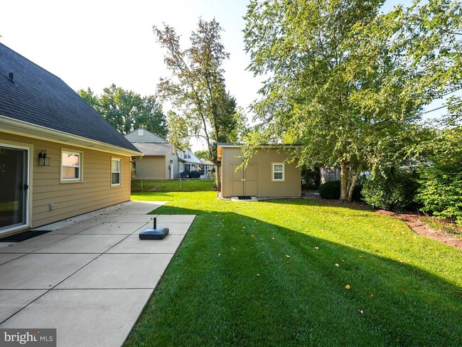 Building Photo - 4326 Mariner Ln