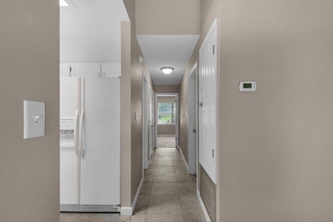 Building Photo - 62 4th Ave