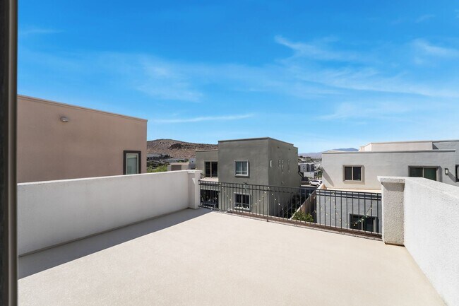 Building Photo - 813 Horizon Canyon Dr