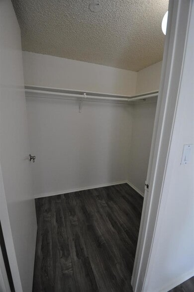 Building Photo - 12249 Oxnard St