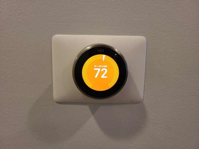 Nest Thermostat - 3247 N Clifton Ave