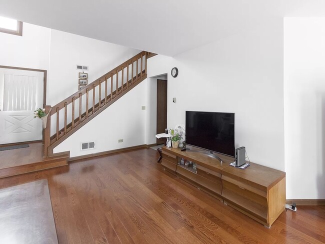 Building Photo - 4902 Turnberry Dr