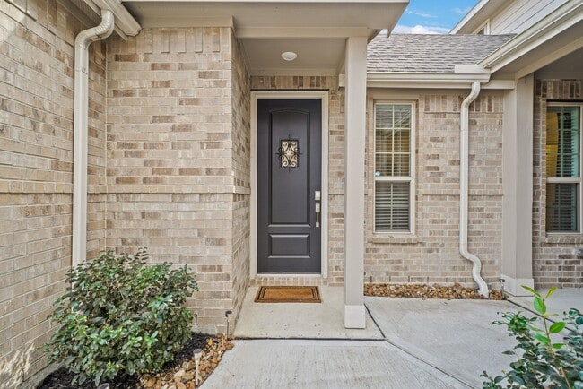 Building Photo - 9405 Vis Fls Trce