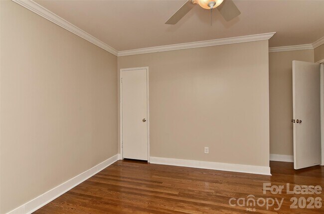 Building Photo - 1215 Sewickley Dr