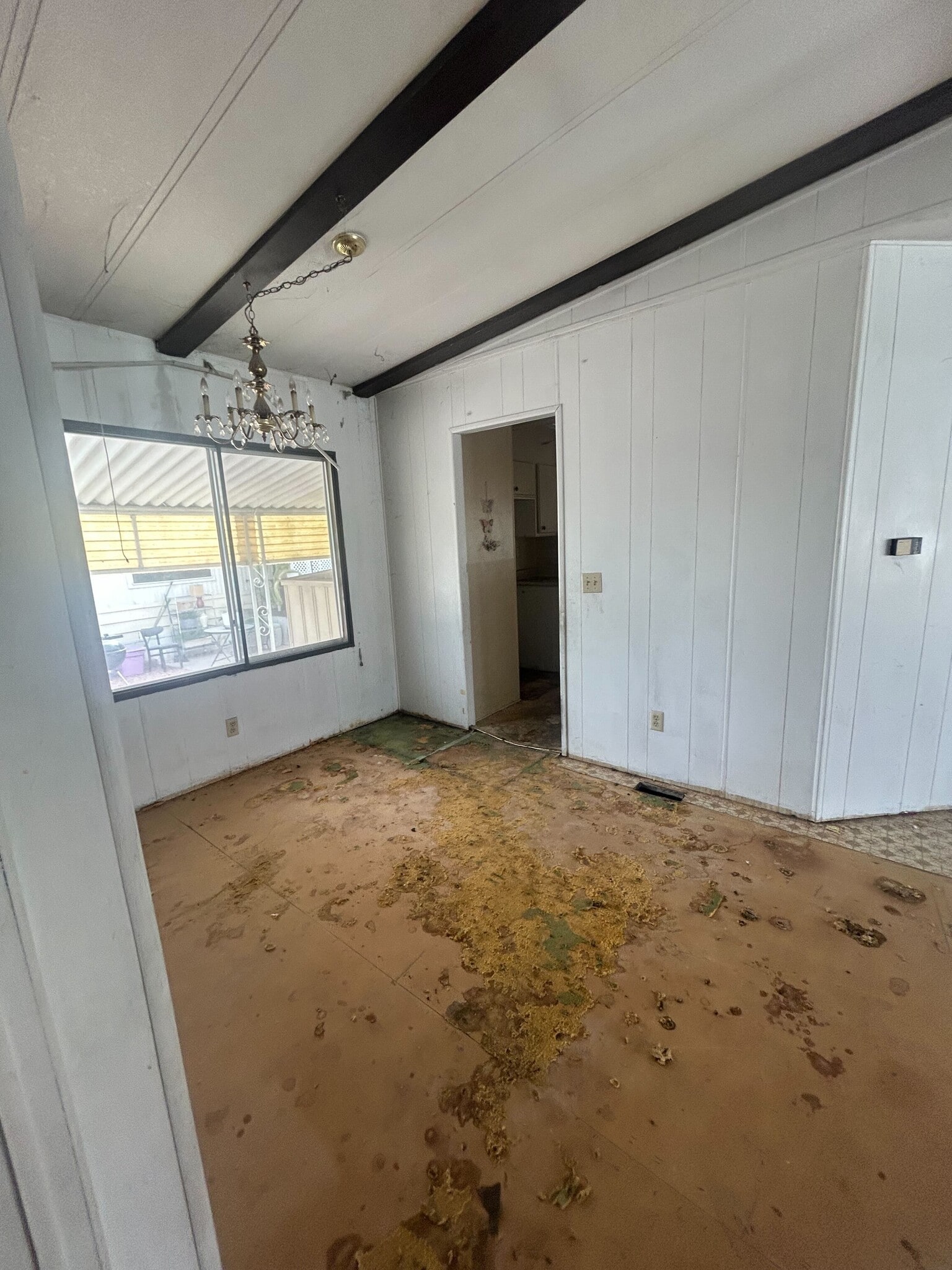 Building Photo - 3601 E Wyoming Ave