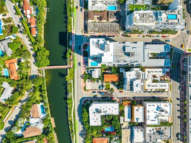 Building Photo - 2829 Indian Creek Dr