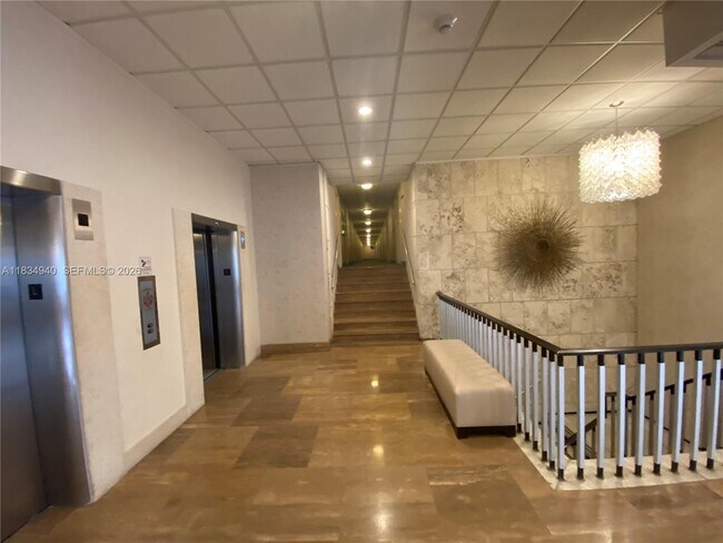 Building Photo - 1965 S Ocean Dr