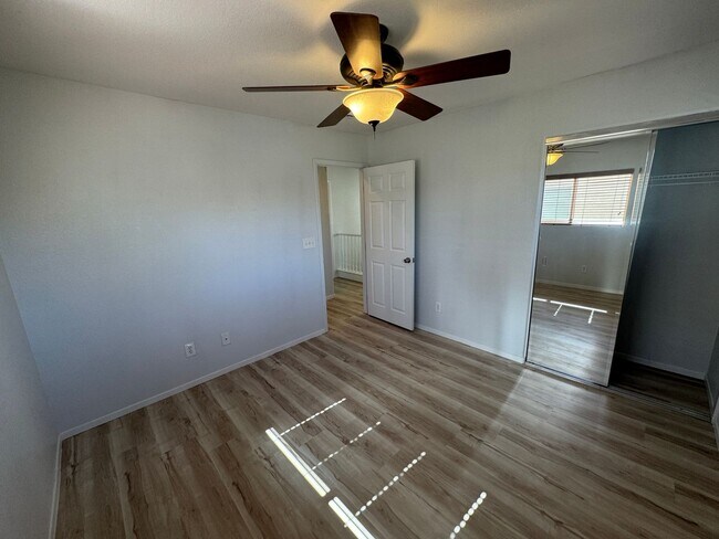 Building Photo - Charming 3 Bedroom, 3 Bathroom, 2-Story Ho...