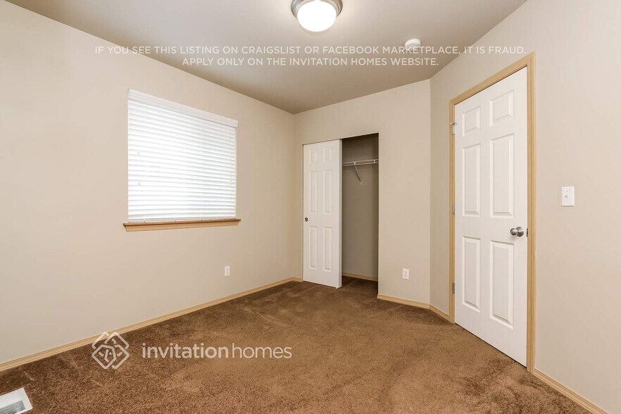 Building Photo - 18560 96th Ave E