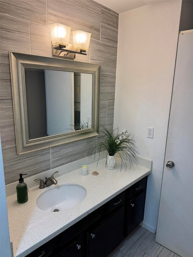 Building Photo - 2001 Bering Dr