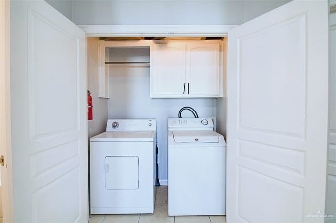 Washer & dryer - 3119 Scotland Dr