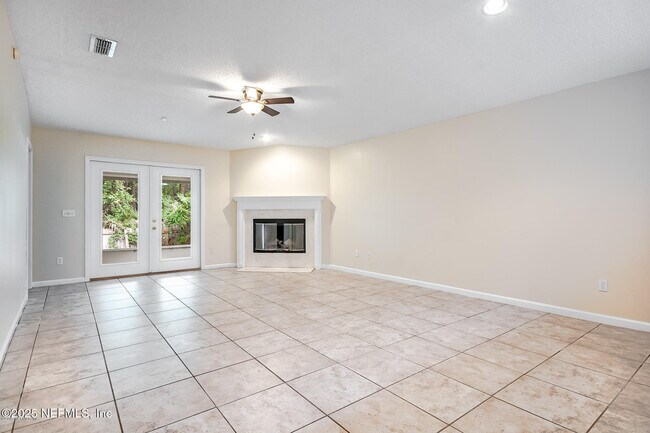 Building Photo - 10777 Alumni Way