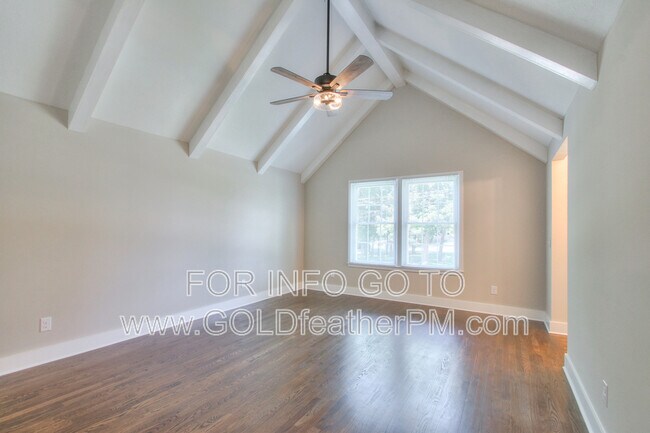 Building Photo - 3025 Blackwood Dr