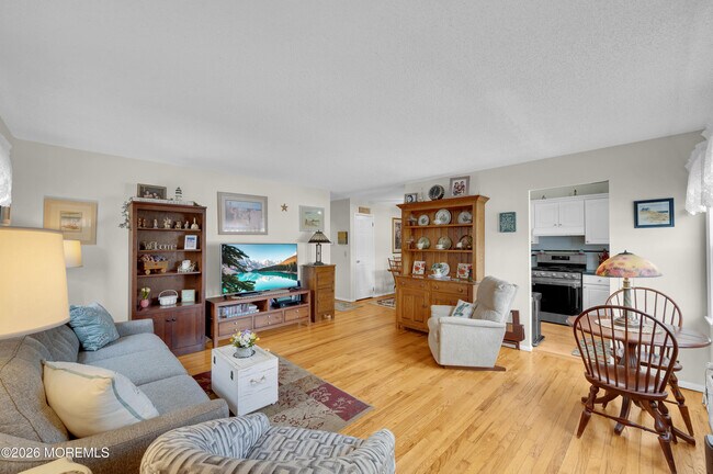 Building Photo - 310 Maryland Ave