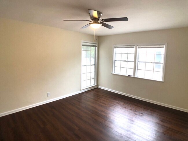 Building Photo - 4080-4084 Leimert Blvd (On sale)