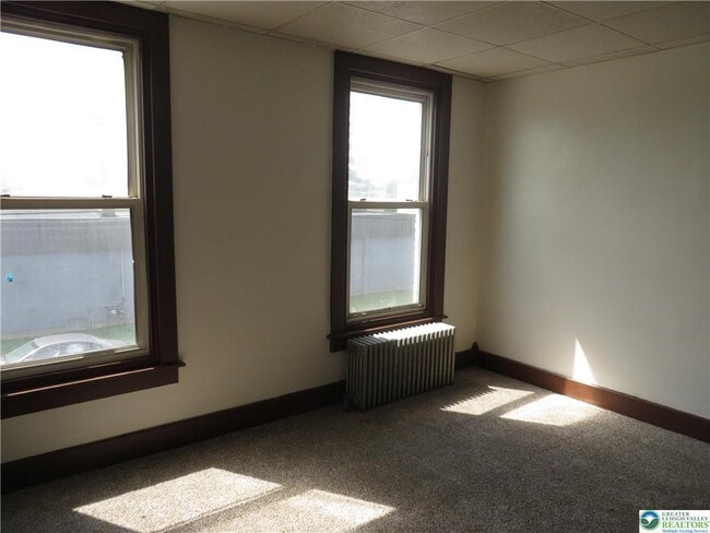 Building Photo - 1509 S Albert St