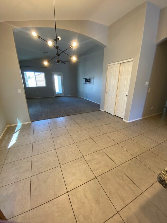 Building Photo - 8990 W Cloudwood Dr