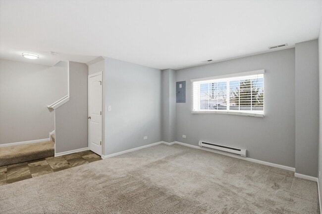 Building Photo - 1023 Piccolo Ln