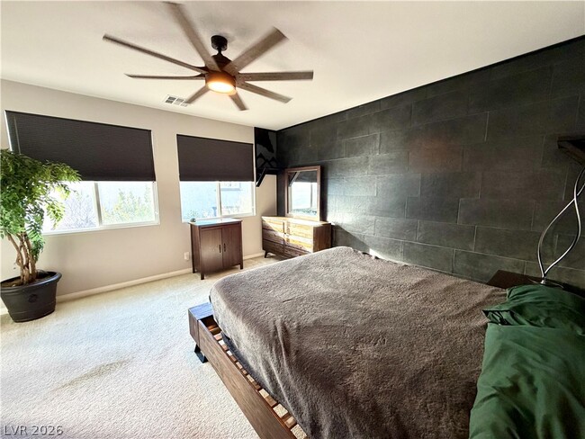 Building Photo - 8067 Tank Loop St