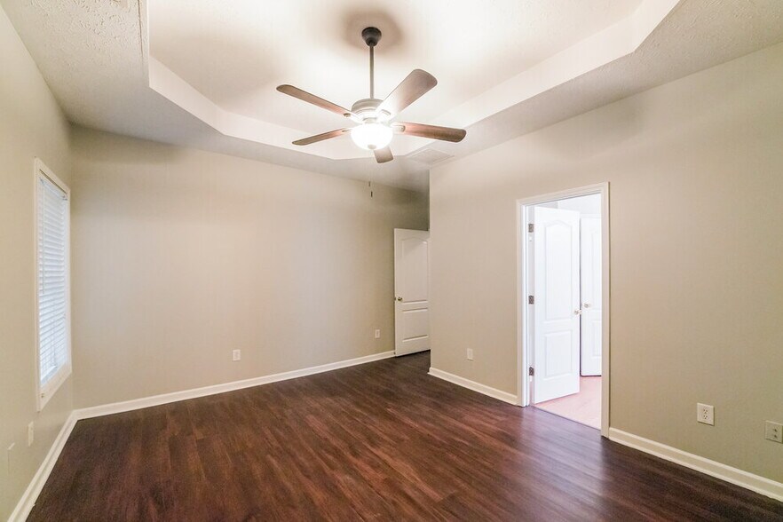 Building Photo - 31 Harper's Farm Dr