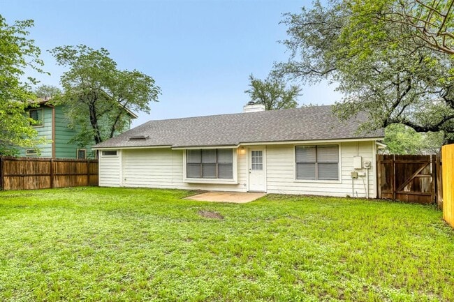 Building Photo - 11922 Meadowfire Dr