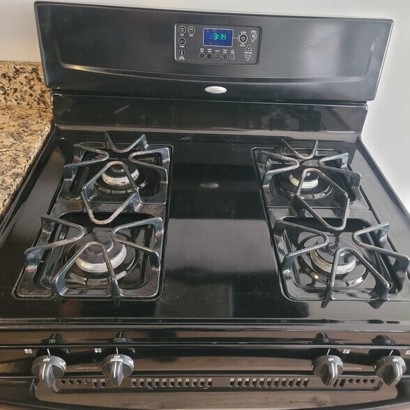 Kitchen - 1617 Raspberry Ct