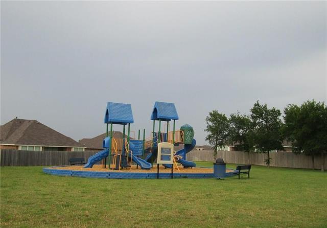 Building Photo - 3102 Flowering Springs Dr
