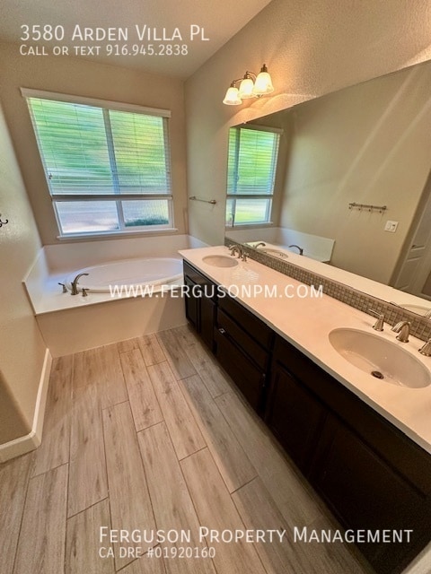 Building Photo - 3580 Arden Villa Pl