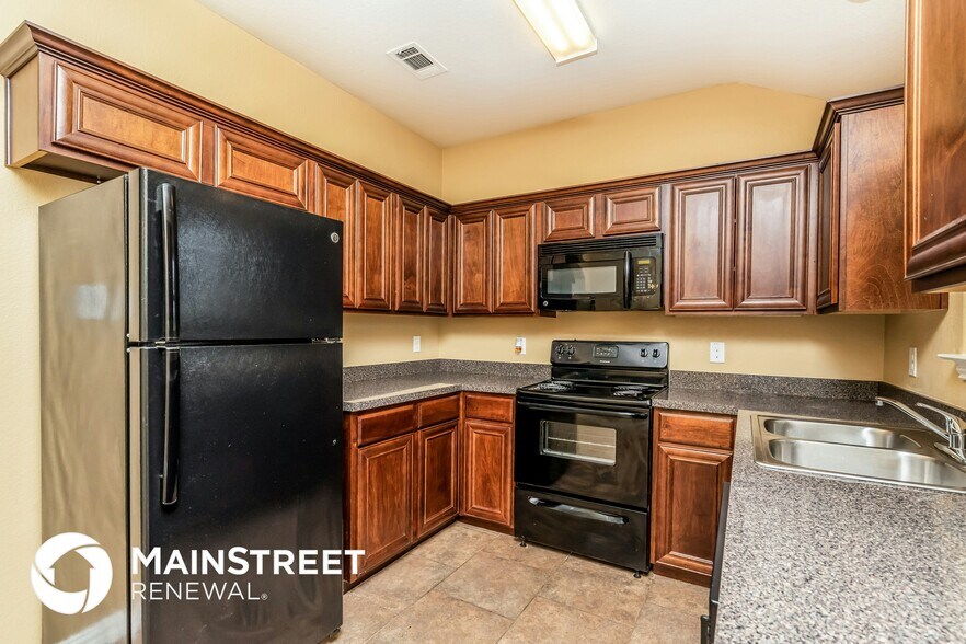 Building Photo - 7657 Hollow Point Dr