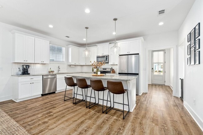 Building Photo - 1288 Foxtail Ln