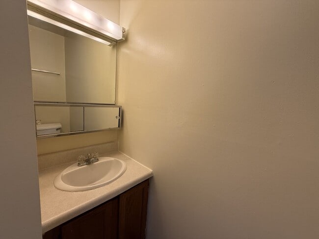 Building Photo - 705 W College Ave