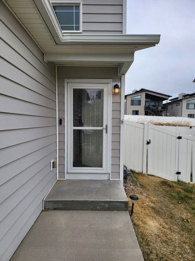 Building Photo - 4105 Gunsmoke Rd